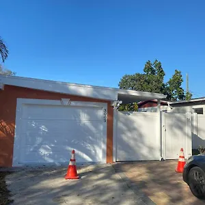 Apartment Contemporary, Tampa